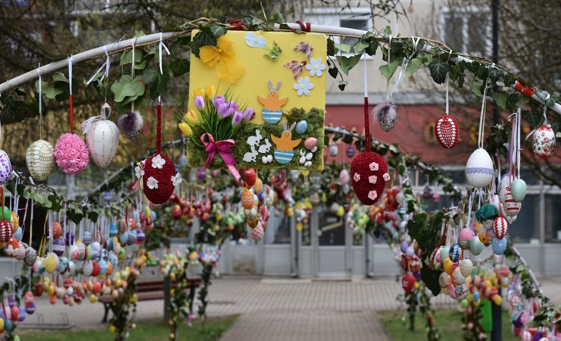 Best Spring Festivals in the USA - Flower Festivals, Easter Events and Outdoor Celebrations