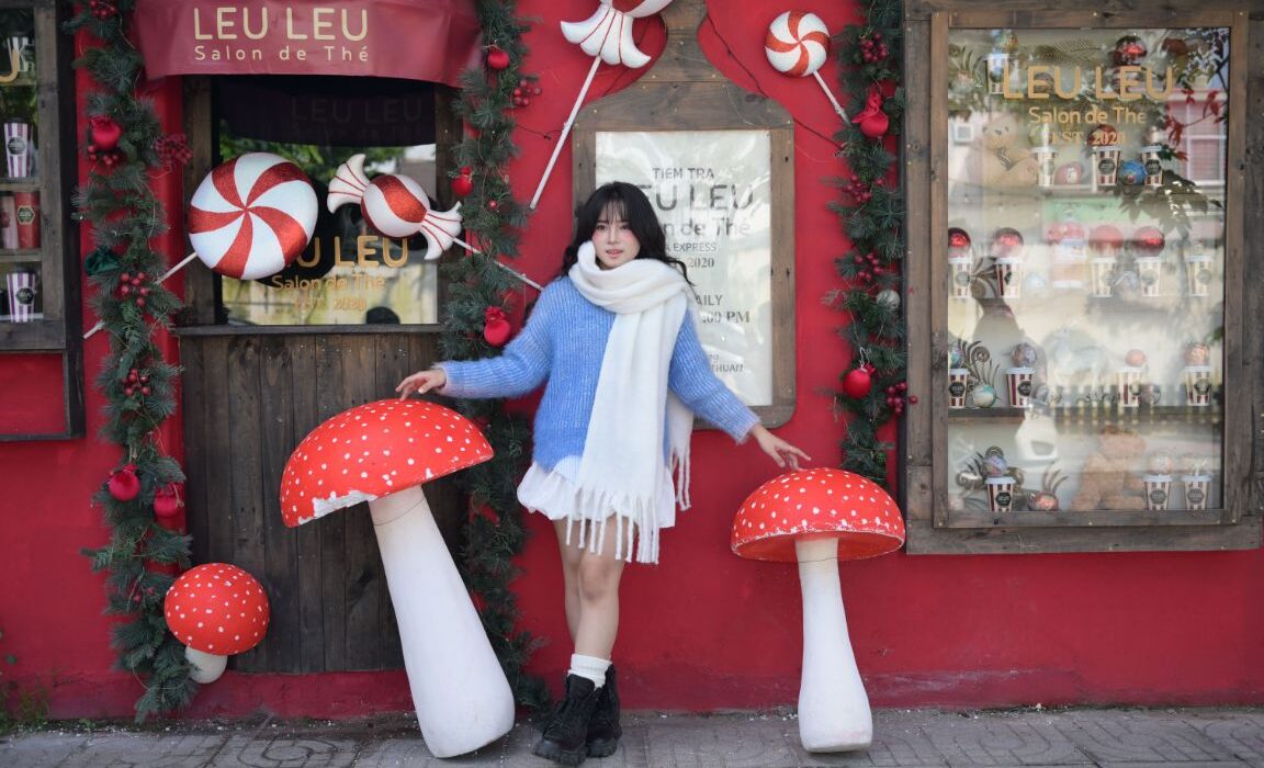 What to Wear to a Christmas Market - The Complete Outfit Guide