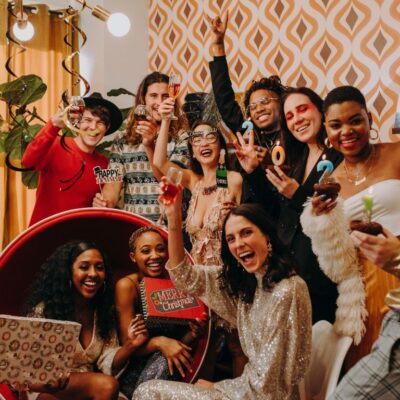 What to Wear to a New Year’s Eve Festival – The Complete Outfit Guide