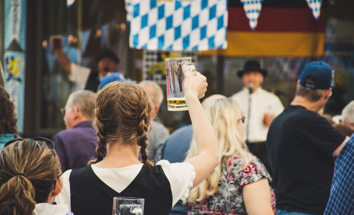 Oktoberfest Guide for Americans - What to Expect, What to Wear, What to Eat