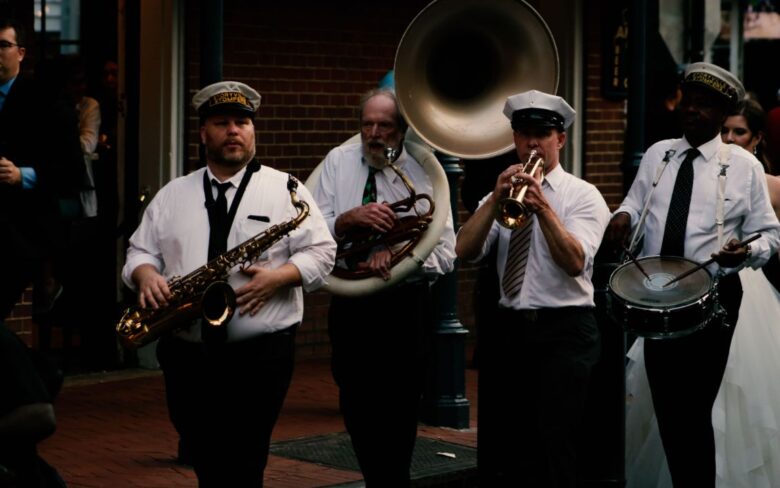 New Orleans Jazz and Heritage Festival — The Complete Guide